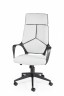  IQ black
